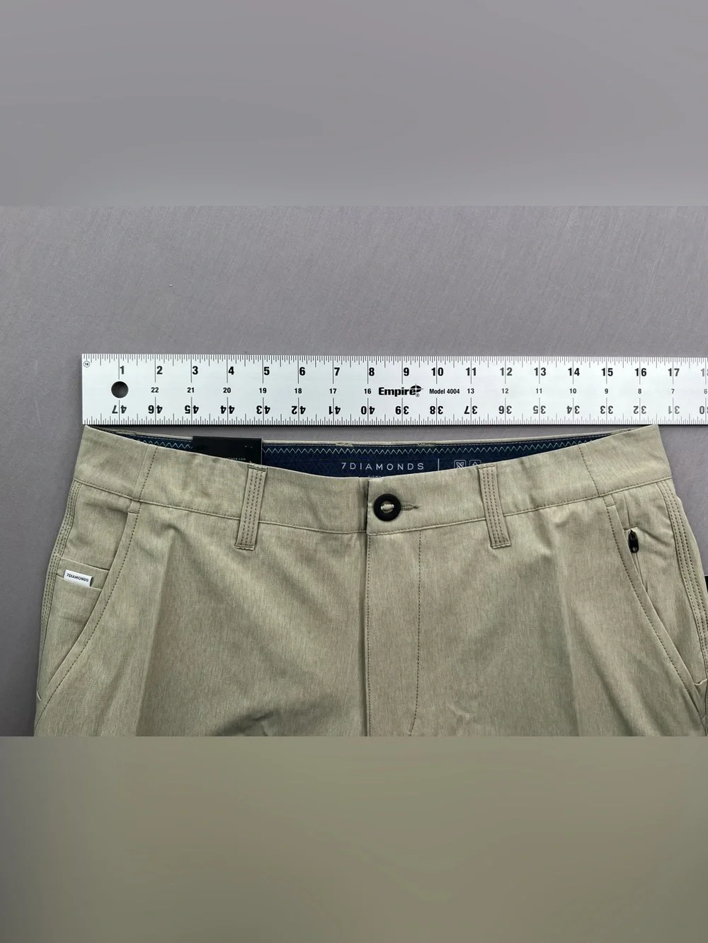 7 DIAMONDS SIERRA HIGH PERFORMANCE WATER RESISTANT SHORTS